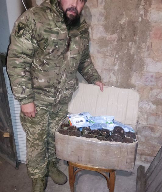 Волонтери, Україна - 2023 р - Volunteer